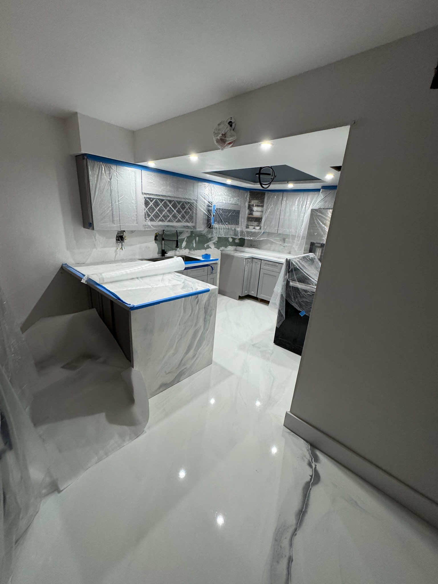 How much does epoxy flooring cost?