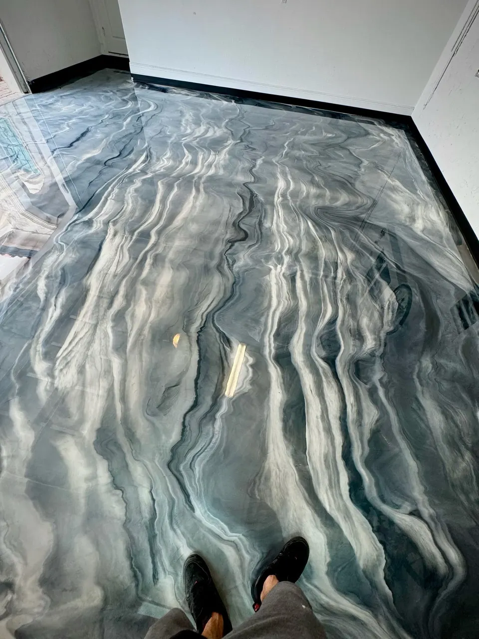 Epoxy floor installed by Miami Prime Epoxy — project 57